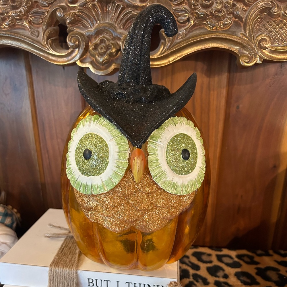 Vintage witch owl, resin pumpkin, Halloween, fall